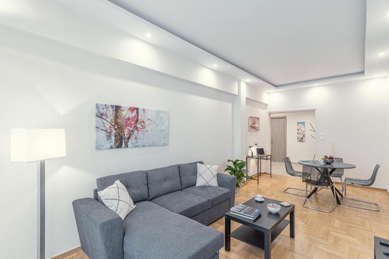 Amazing Apartment Near Metro Station! Athen Eksteriør billede