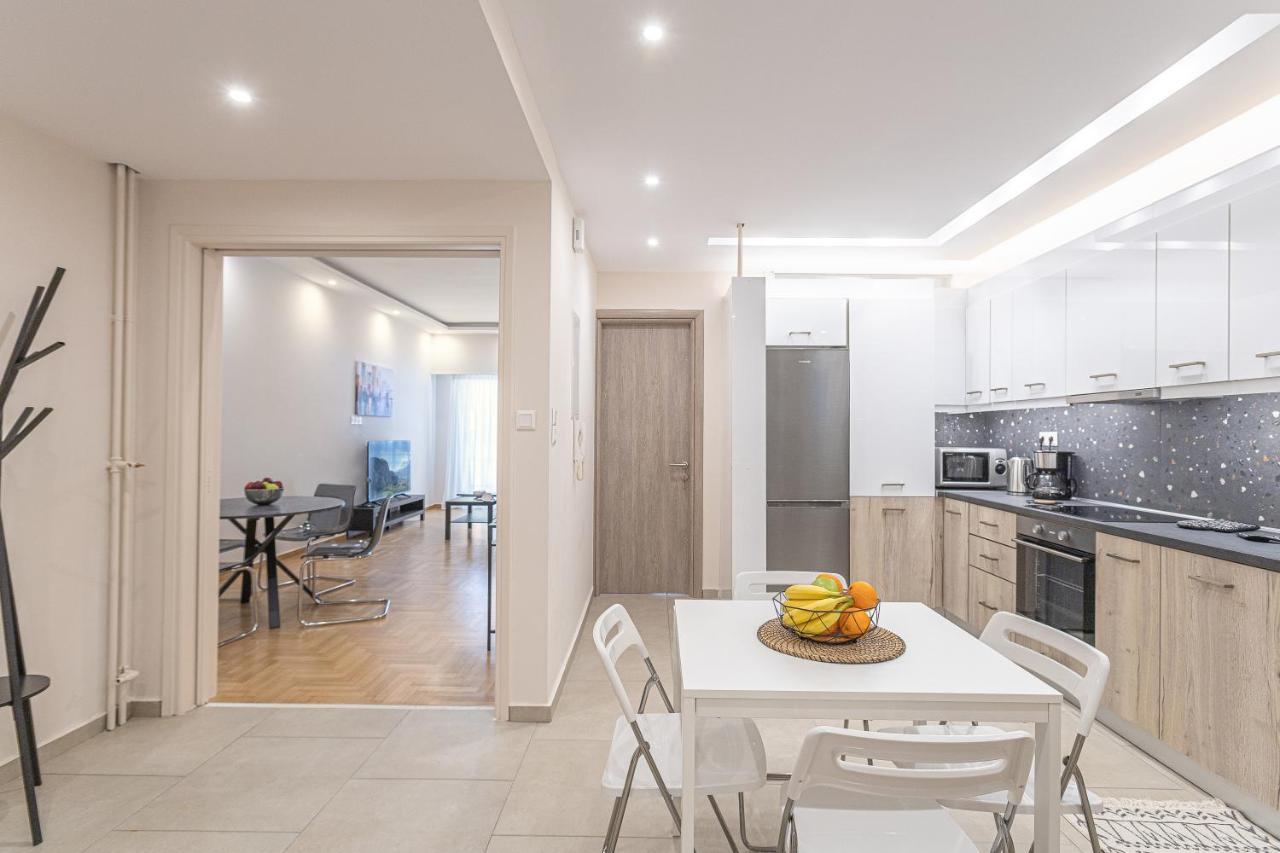 Amazing Apartment Near Metro Station! Athen Eksteriør billede