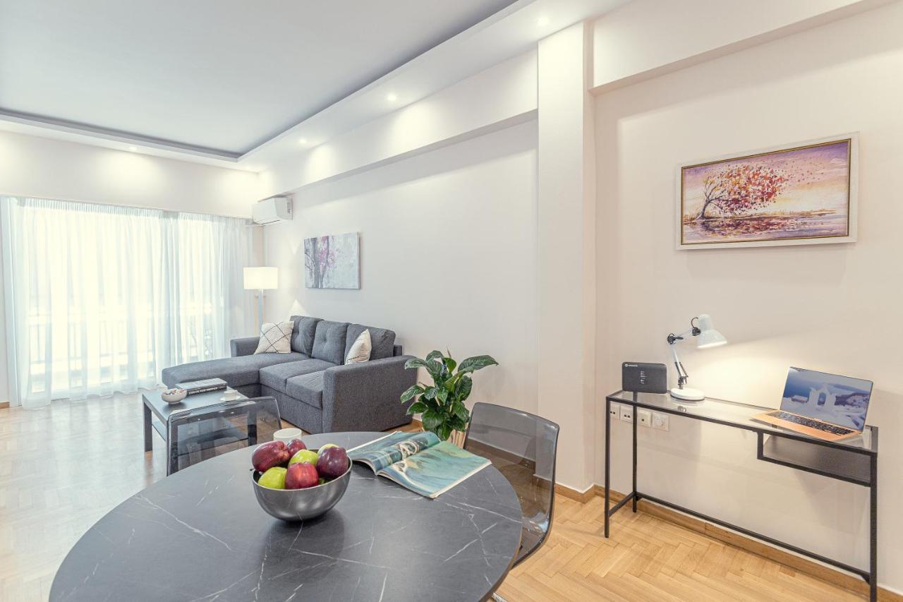 Amazing Apartment Near Metro Station! Athen Eksteriør billede