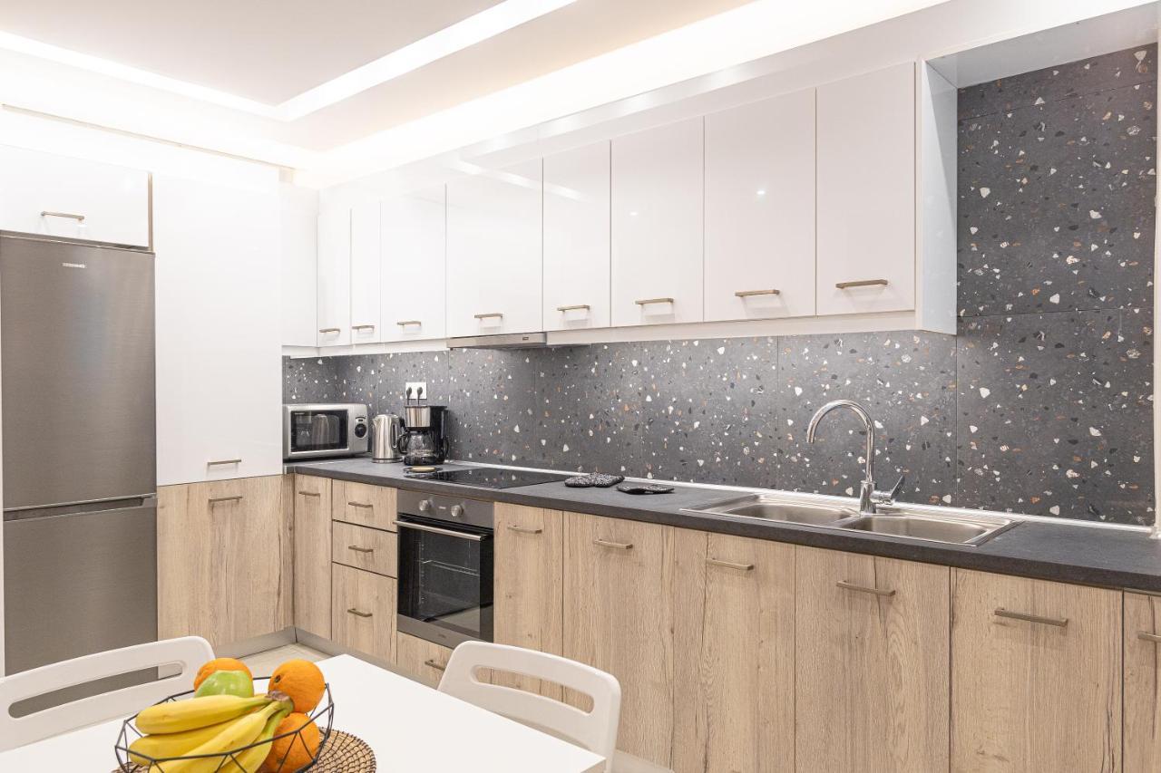 Amazing Apartment Near Metro Station! Athen Eksteriør billede