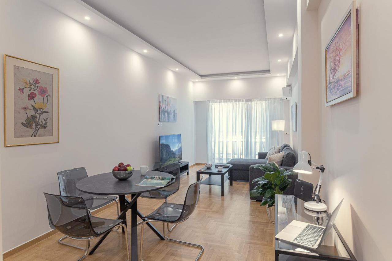 Amazing Apartment Near Metro Station! Athen Eksteriør billede